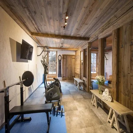 Entire Spa Chalet With Jacuzzi And Sauna 公寓