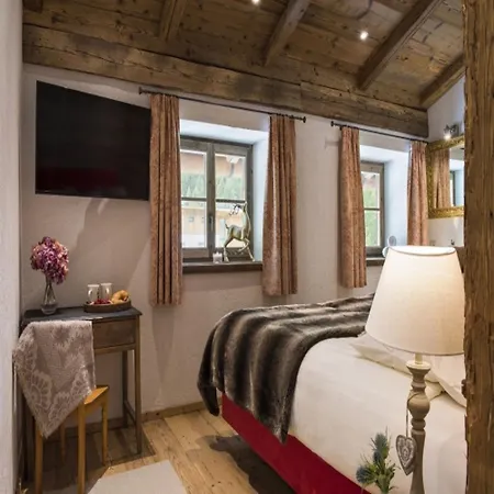 Entire Spa Chalet With Jacuzzi And Sauna 贝里斯泽尔