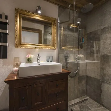 Entire Spa Chalet With Jacuzzi And Sauna * 贝里斯泽尔
